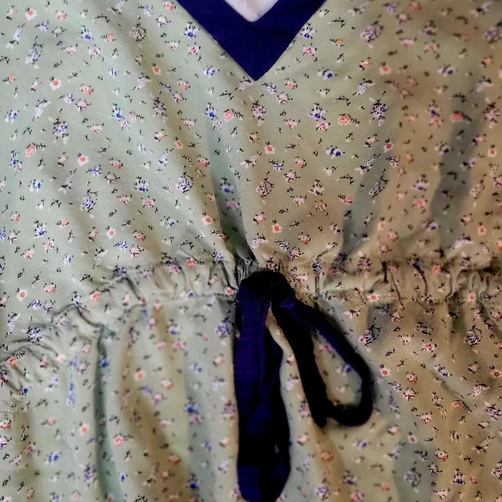 Womens Mint Green Floral Pajama Co-ord with Sleeveless V-Neck Top And Tie Waist - Picture 4 of 6